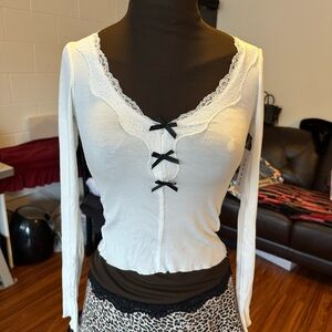 Coquette White Lace Trim Top🤍 xs/small